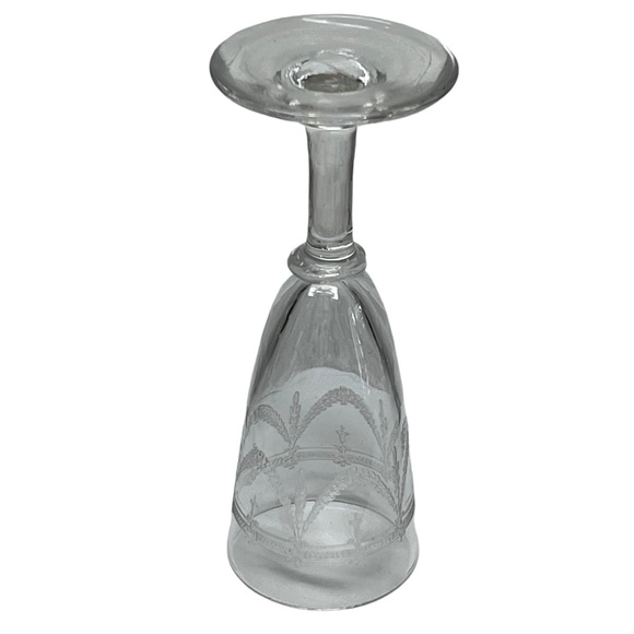 Vintage Etched Cordial Glasses, Shot Glasses, Liqueurs - Picture 4 of 6